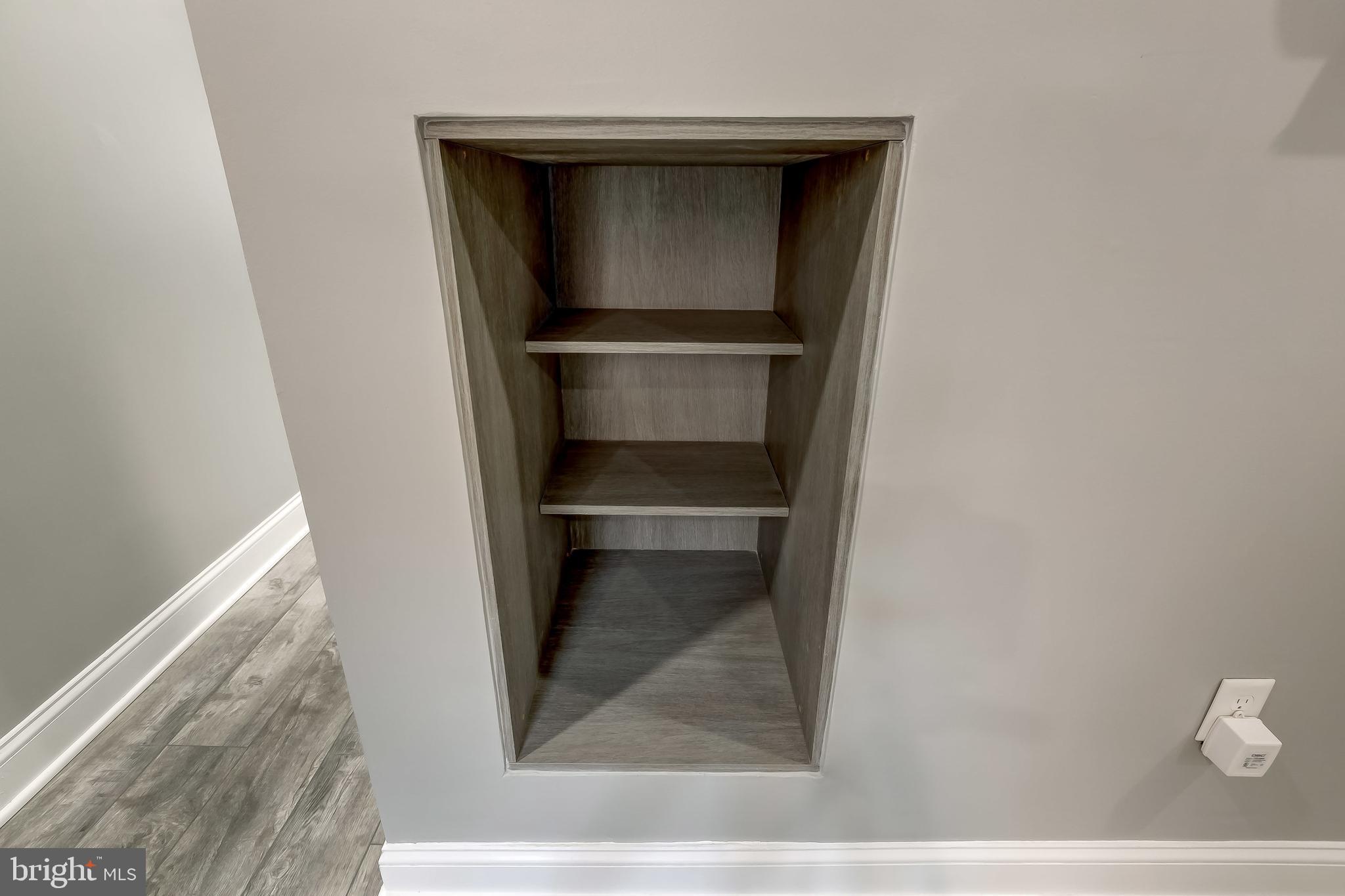 HAMPDEN HISTORIC DISTRICT - Residential Lease