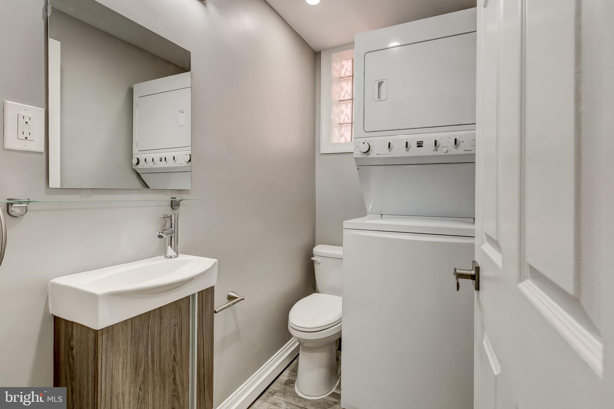 HAMPDEN HISTORIC DISTRICT - Residential Lease