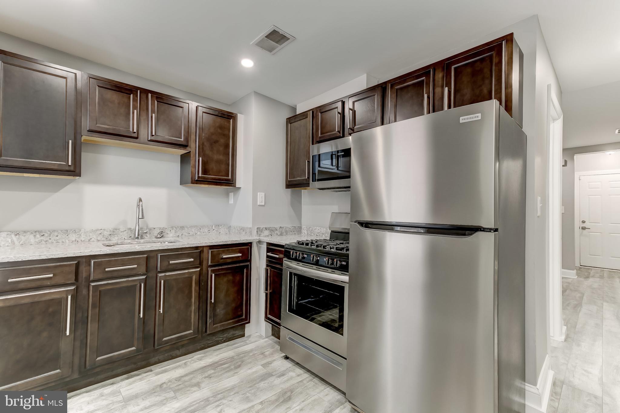 HAMPDEN HISTORIC DISTRICT - Residential Lease