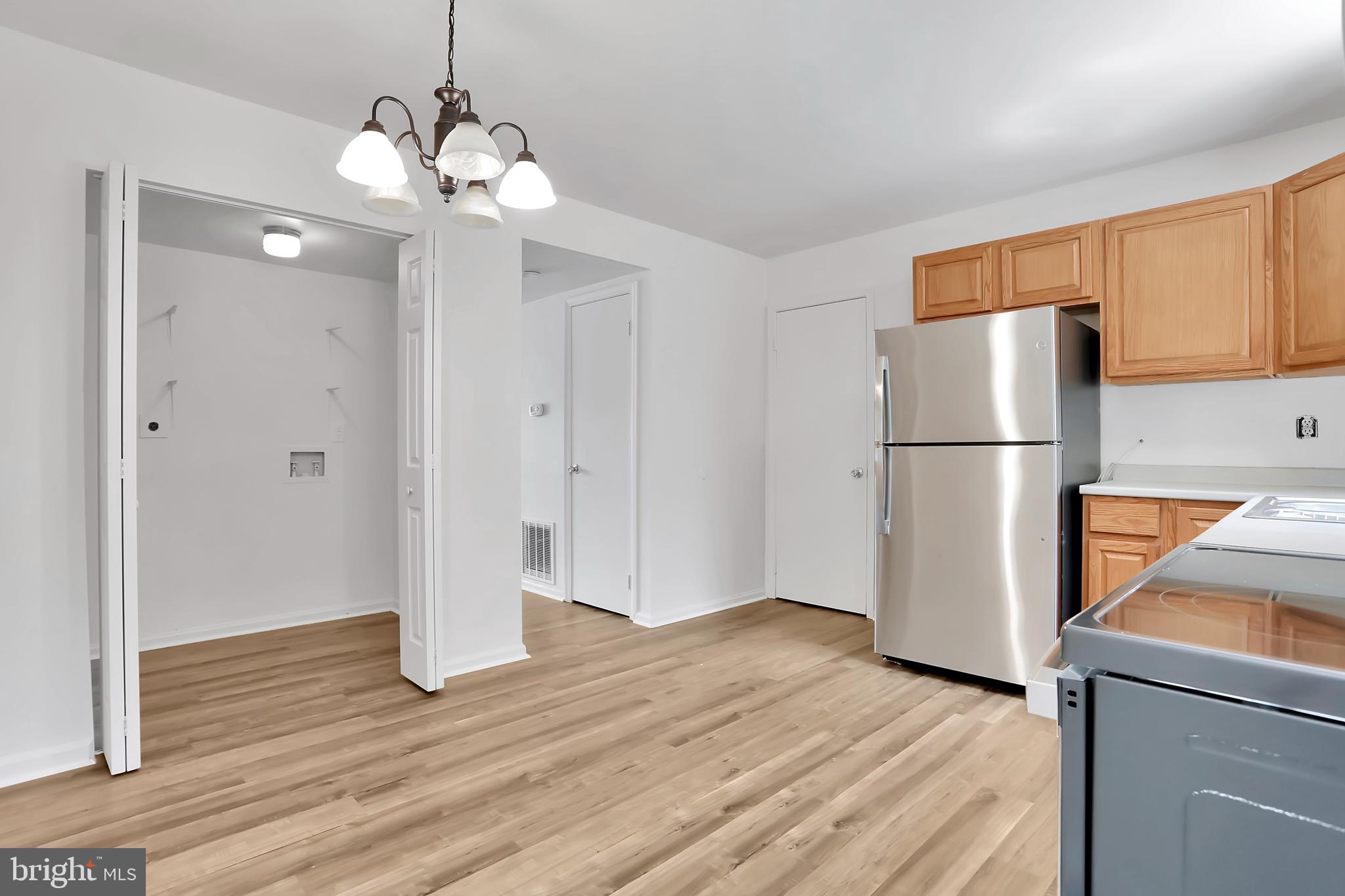 SURRY SQUARE - Residential