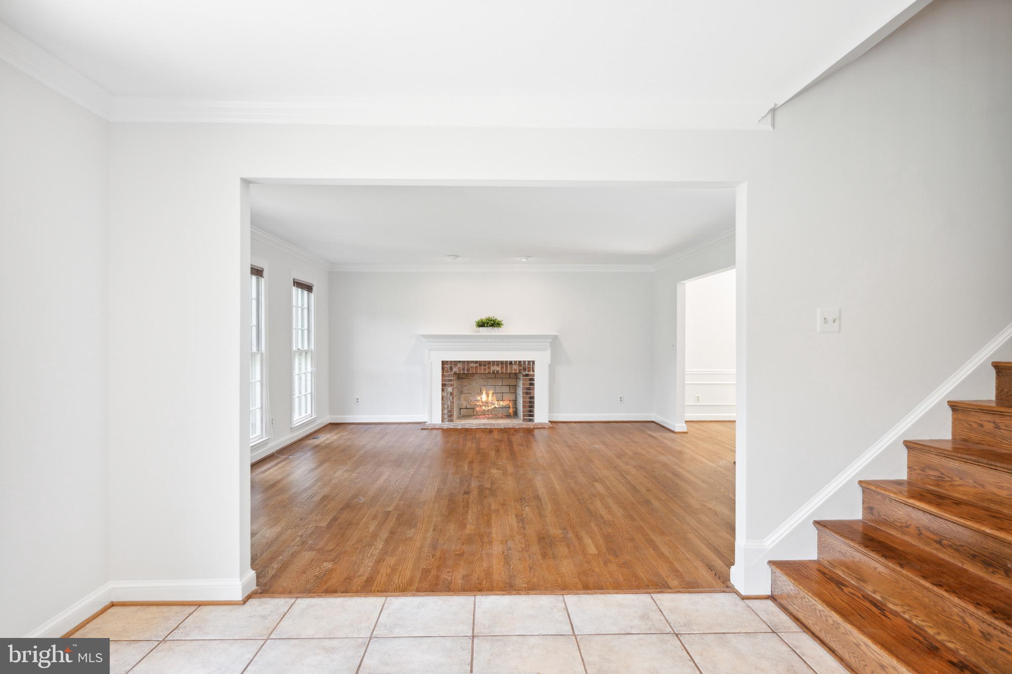 RIVERS EDGE - Residential