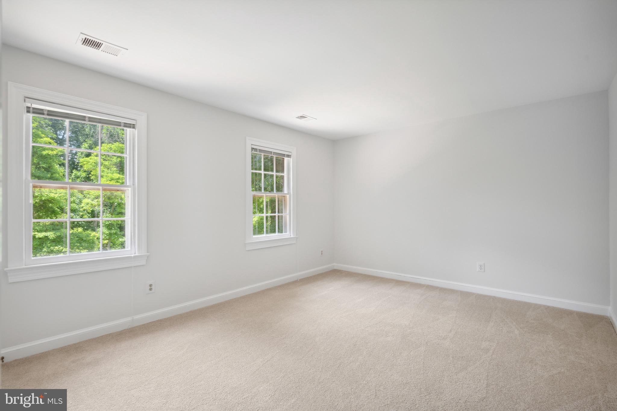 RIVERS EDGE - Residential