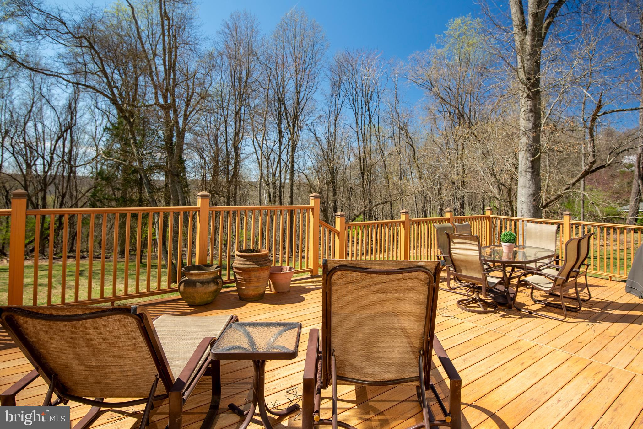 RIVERS EDGE - Residential