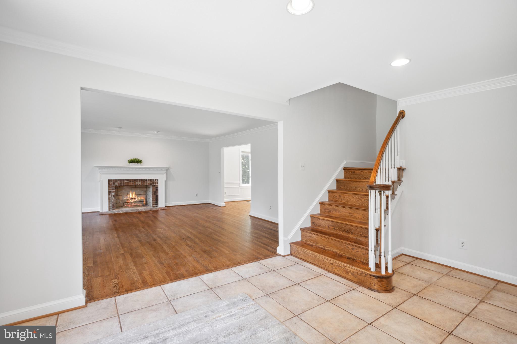 RIVERS EDGE - Residential