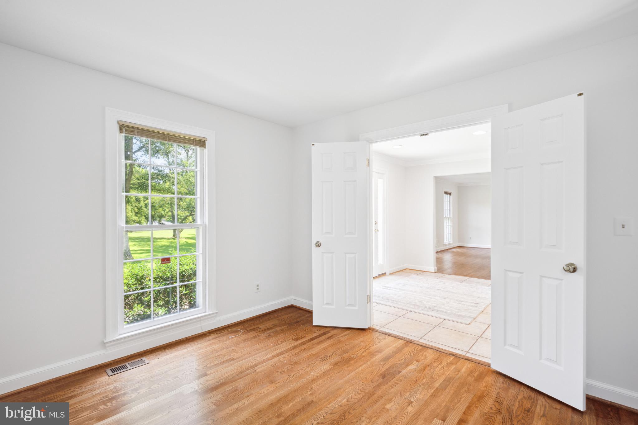 RIVERS EDGE - Residential