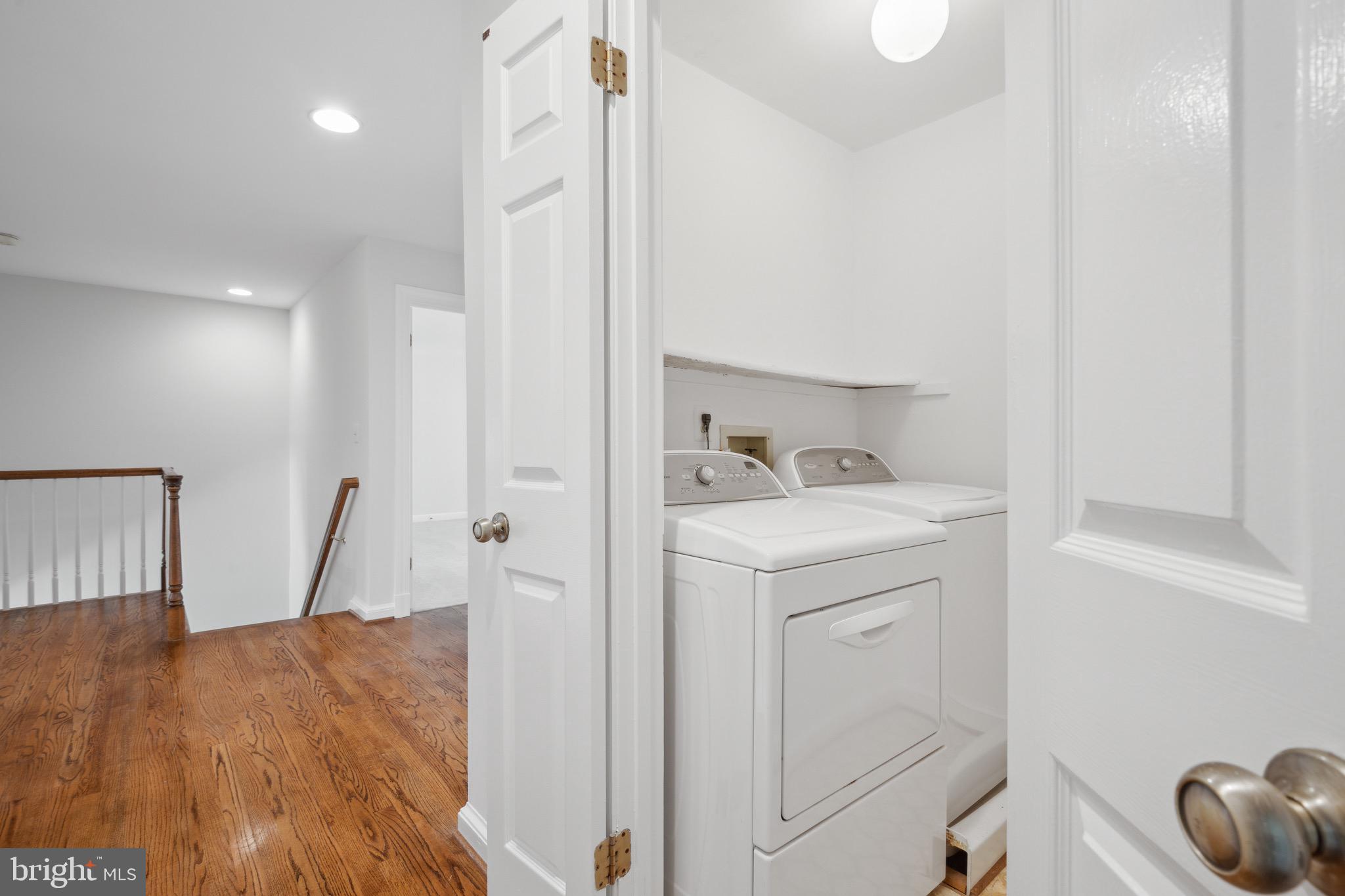 RIVERS EDGE - Residential