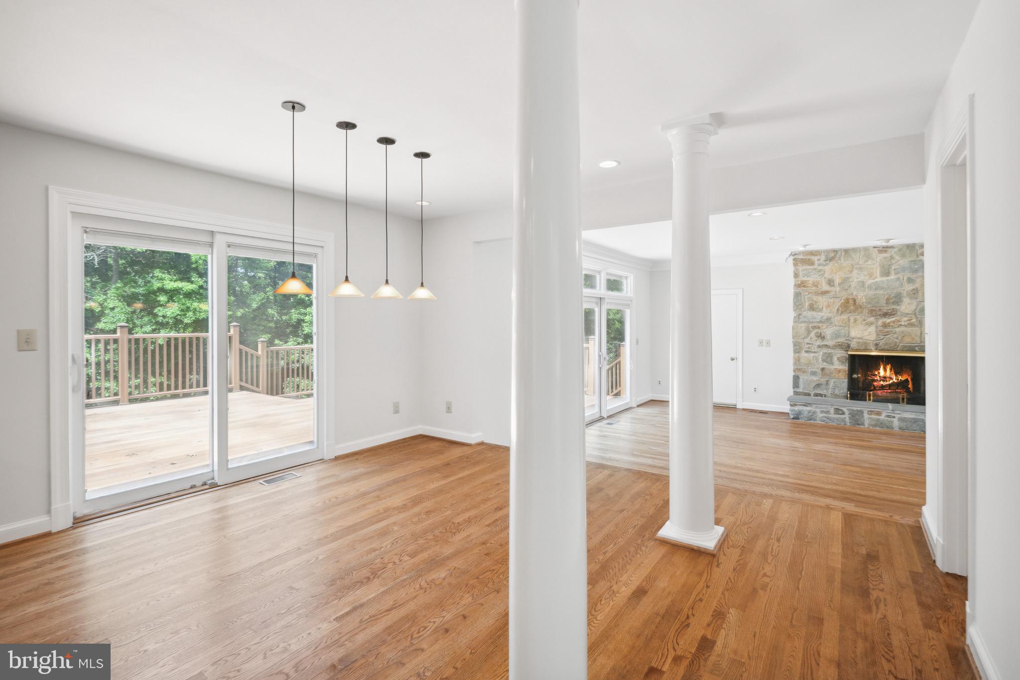 RIVERS EDGE - Residential