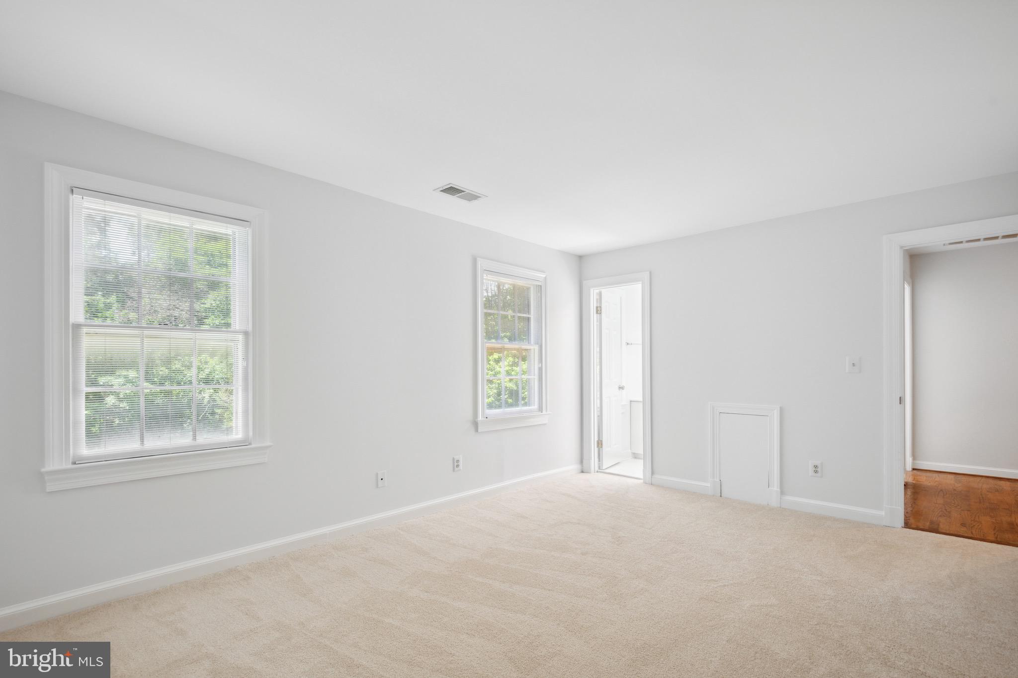 RIVERS EDGE - Residential