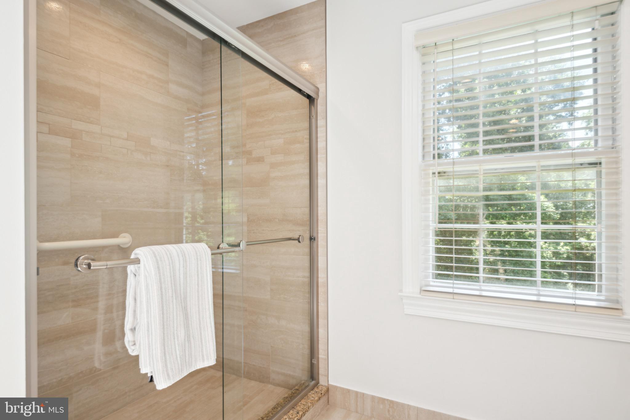 RIVERS EDGE - Residential