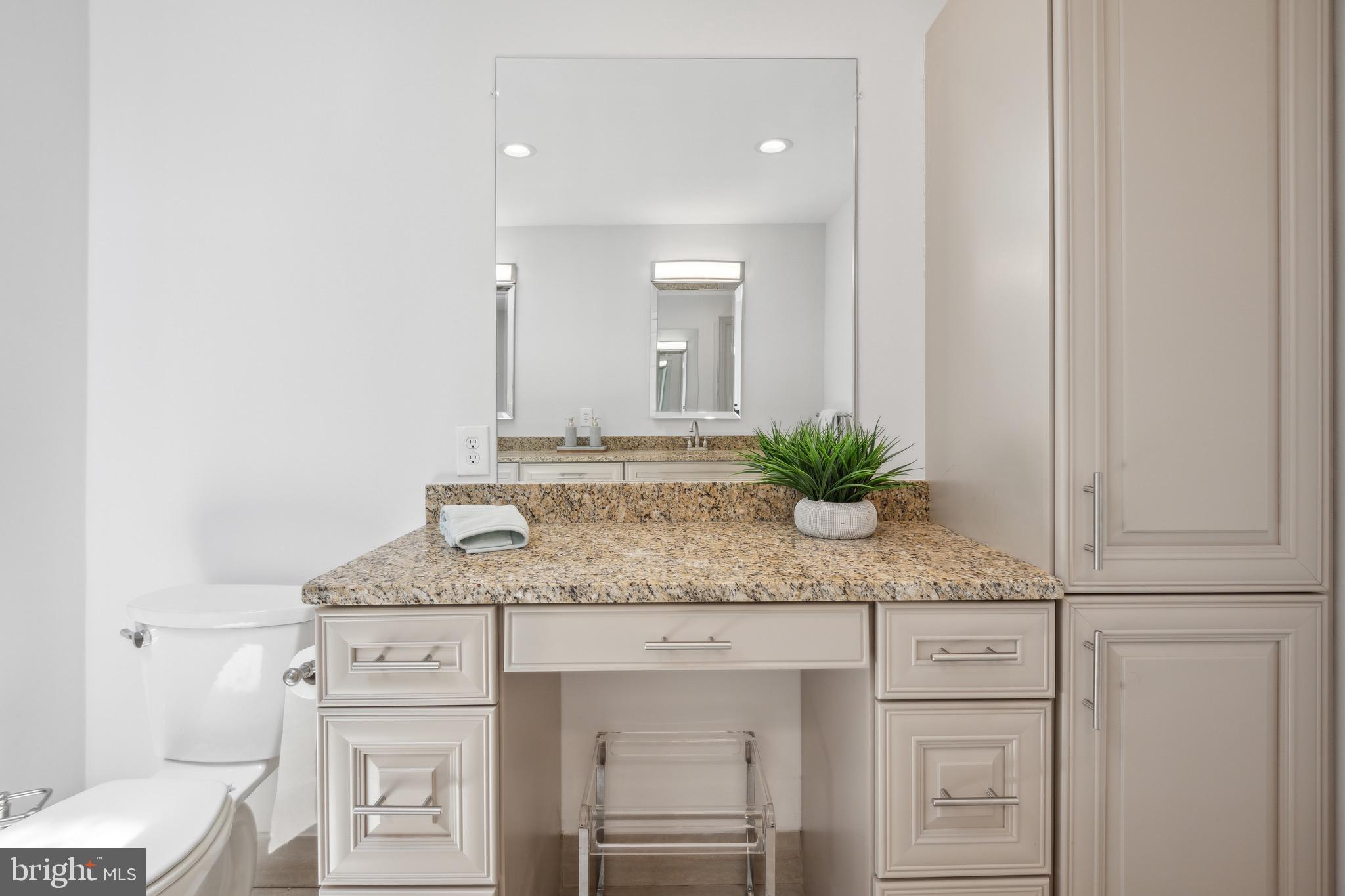 RIVERS EDGE - Residential