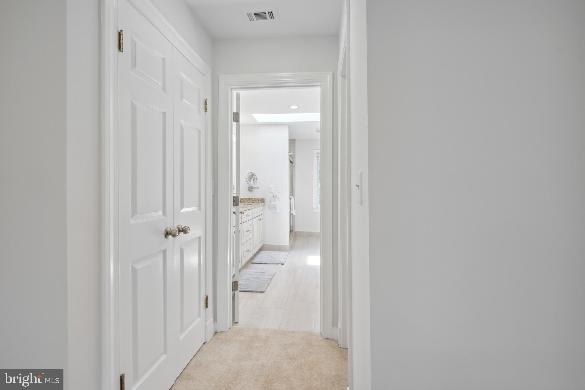 RIVERS EDGE - Residential