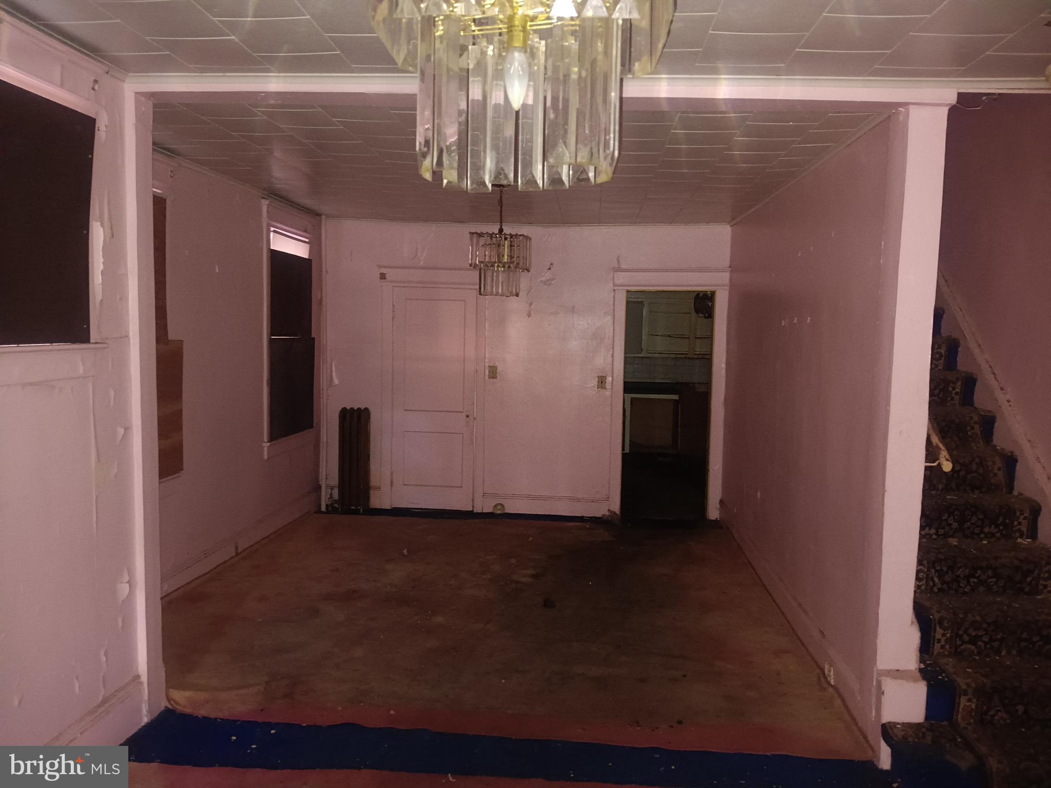 21 N WESTFIELD AVENUE