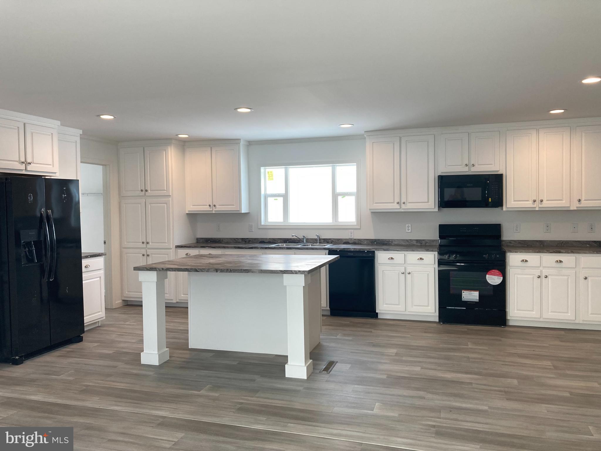 NESHAMINY FALLS - Residential