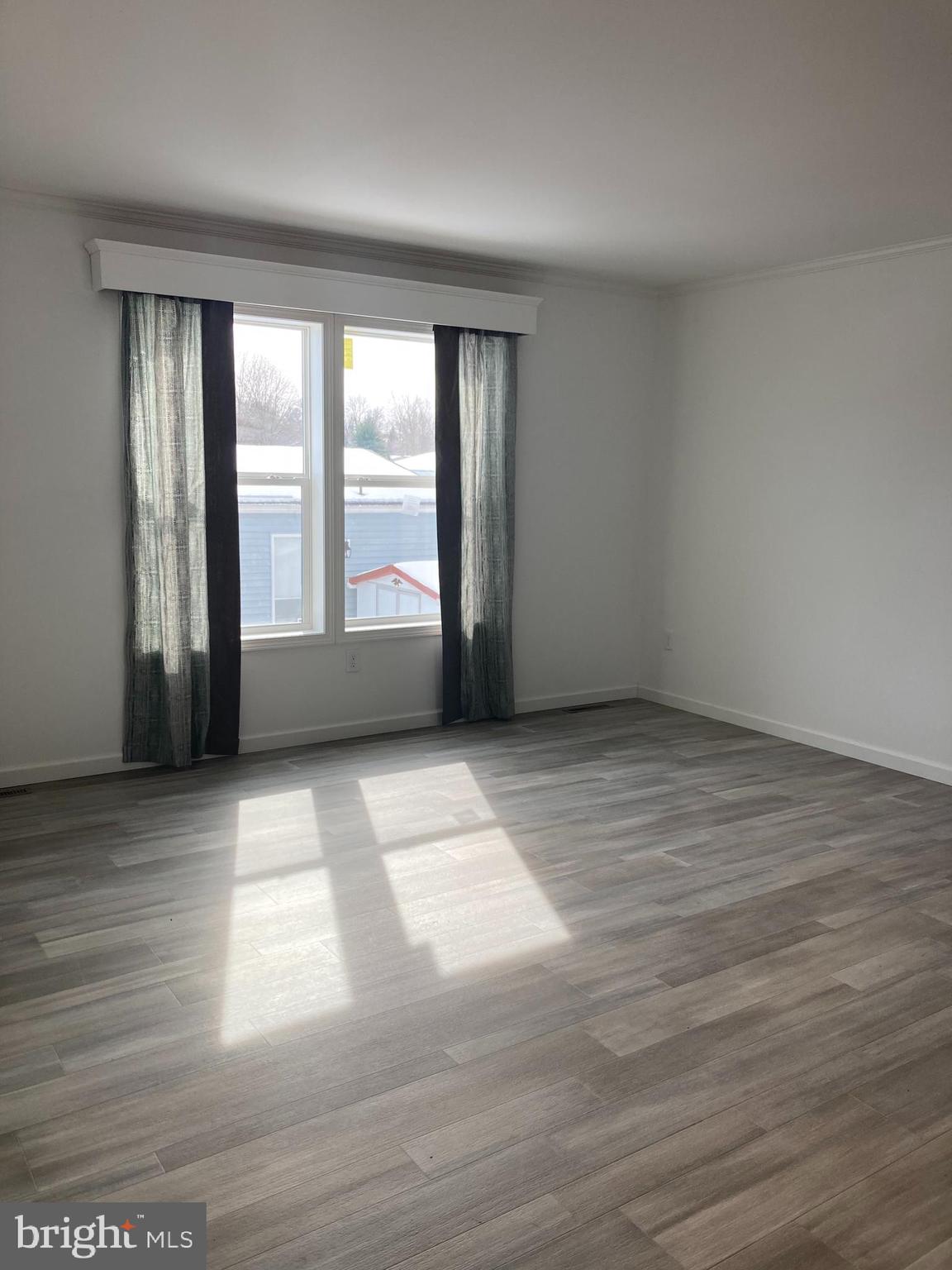 NESHAMINY FALLS - Residential