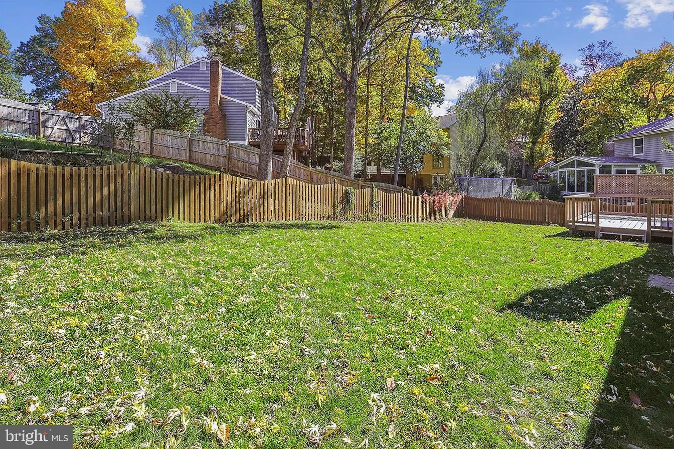 15421 AUTUMN LANE
