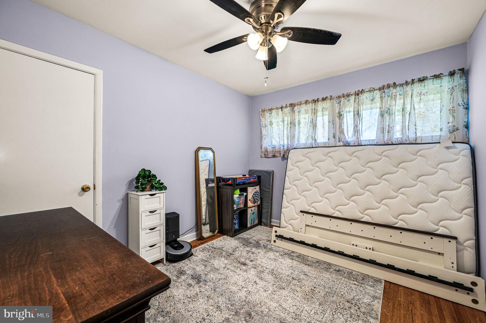 MEADOWBROOK - Residential