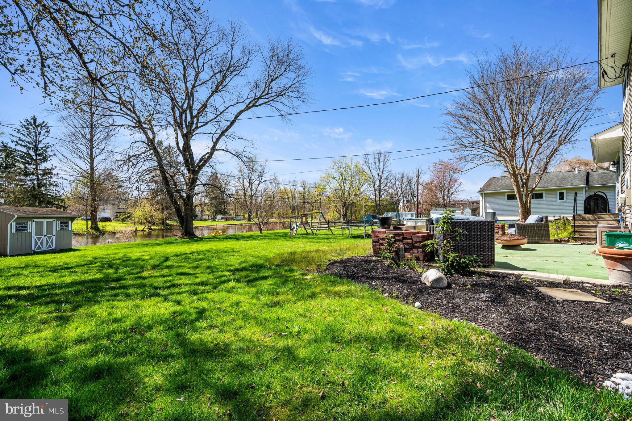 MEADOWBROOK - Residential