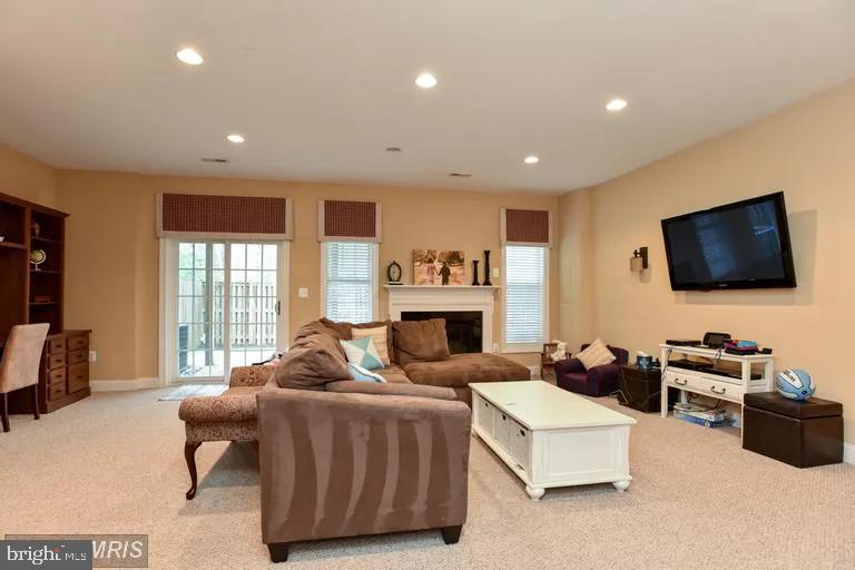 SOUTH MARKET - Residential Lease