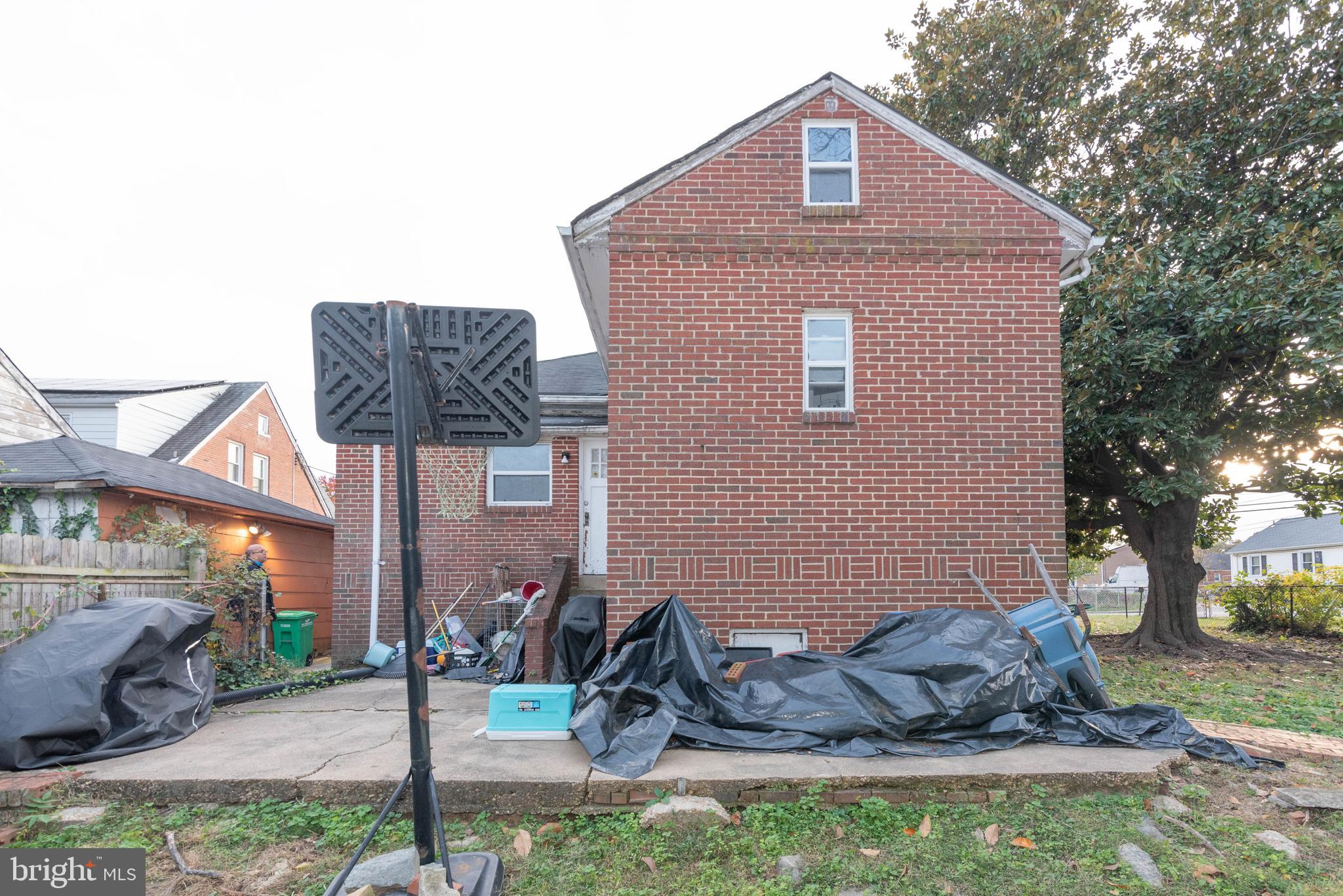 CORAL HILLS - Residential