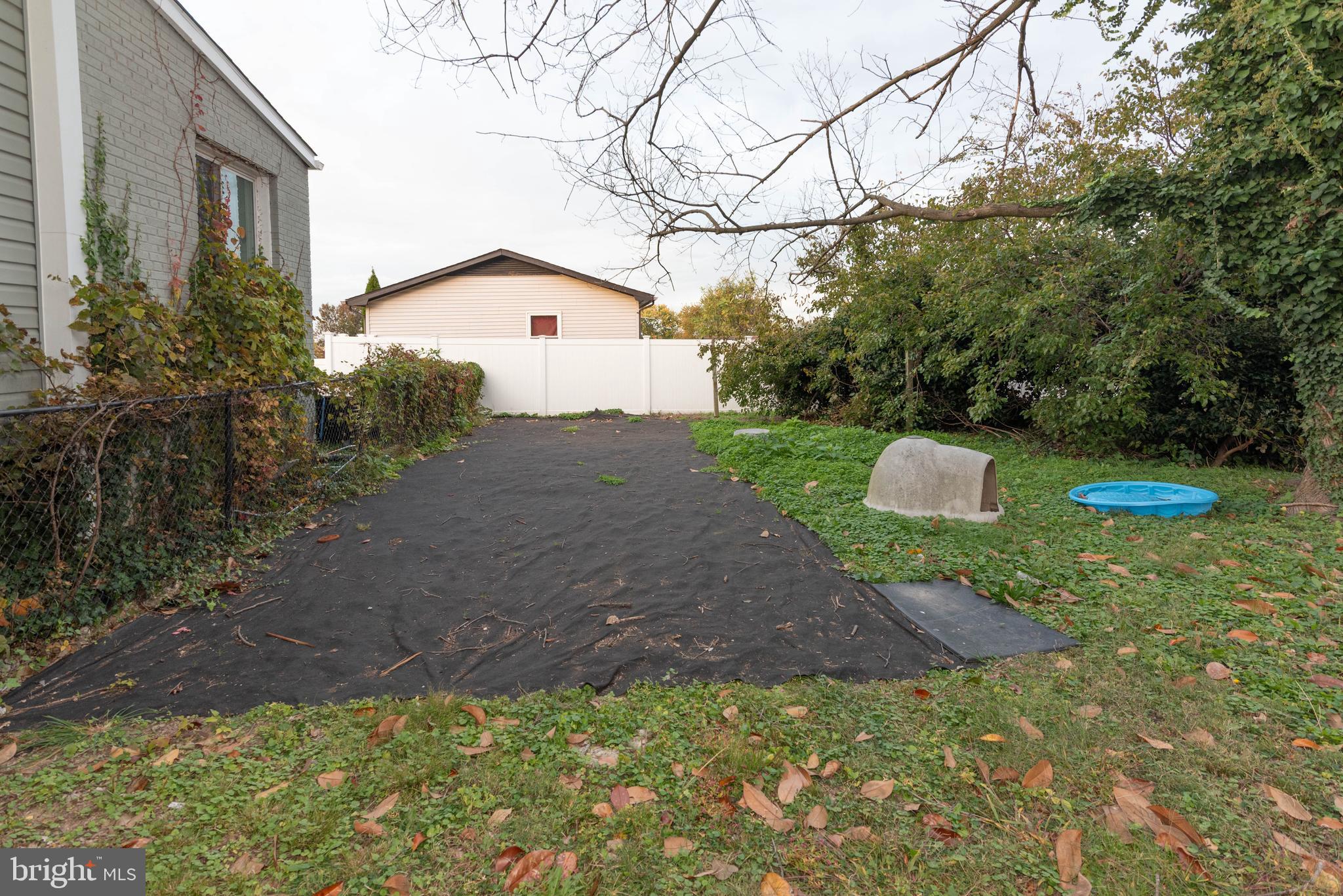 CORAL HILLS - Residential