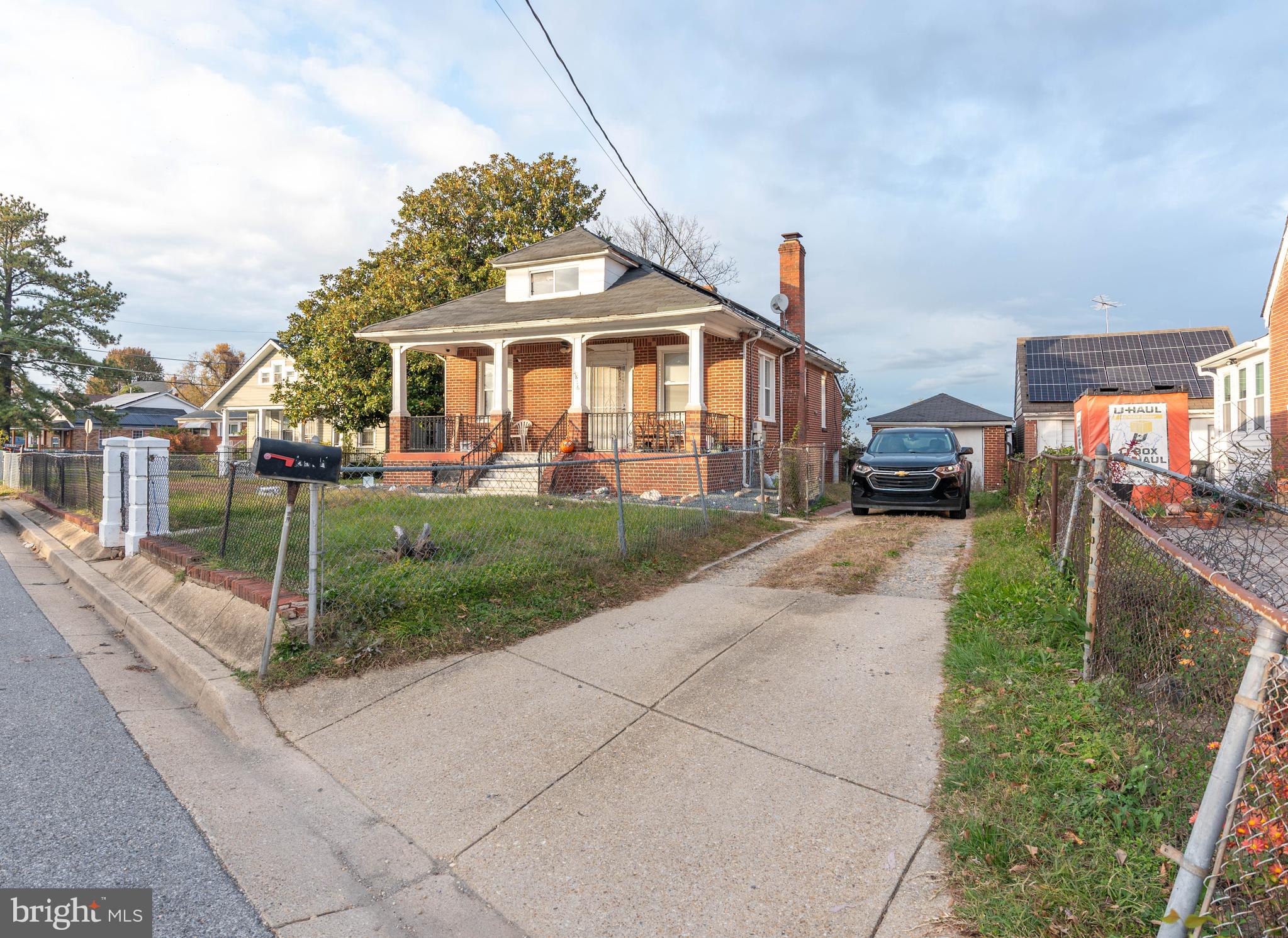 CORAL HILLS - Residential