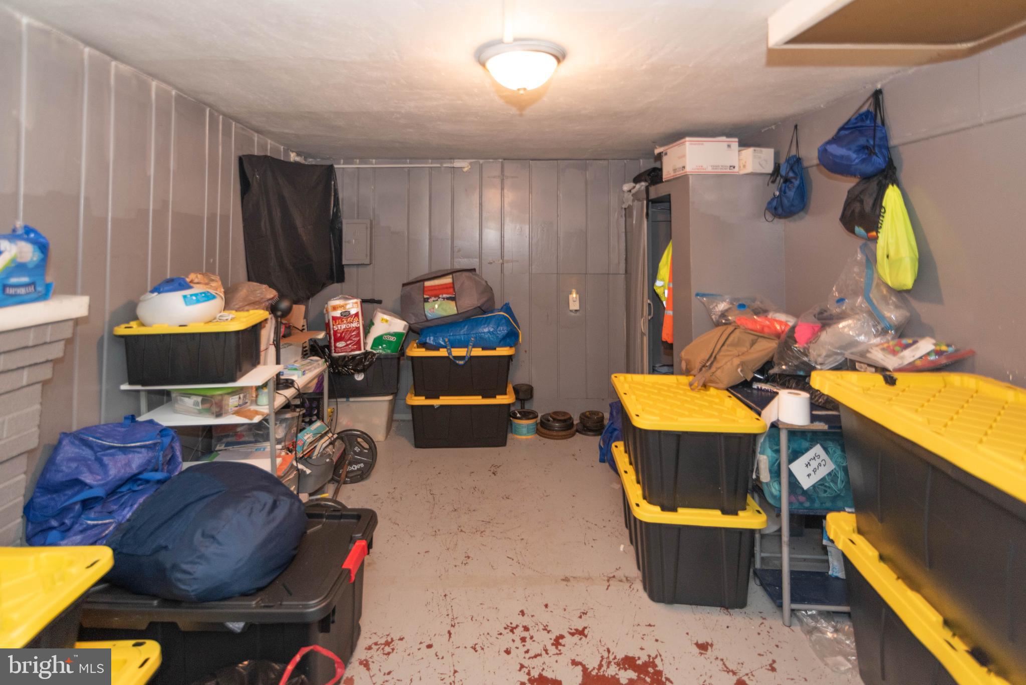 CORAL HILLS - Residential