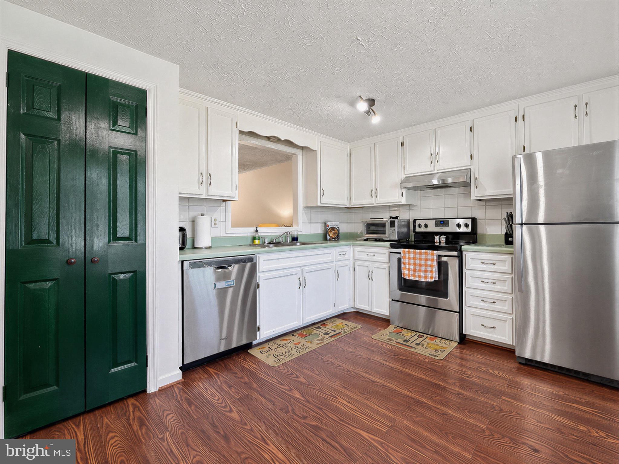 20811 HARLEQUIN LANE