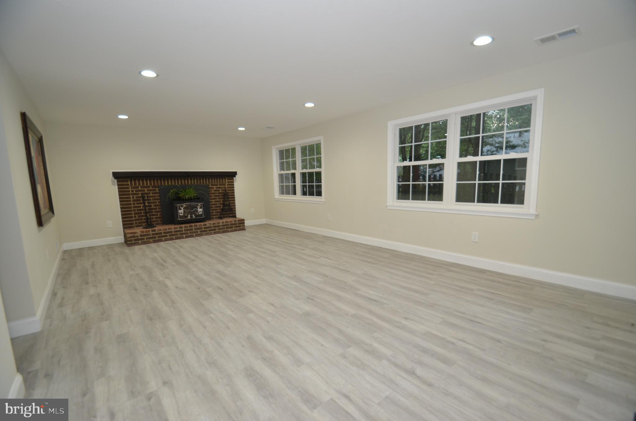 LONG BRANCH - Residential Lease