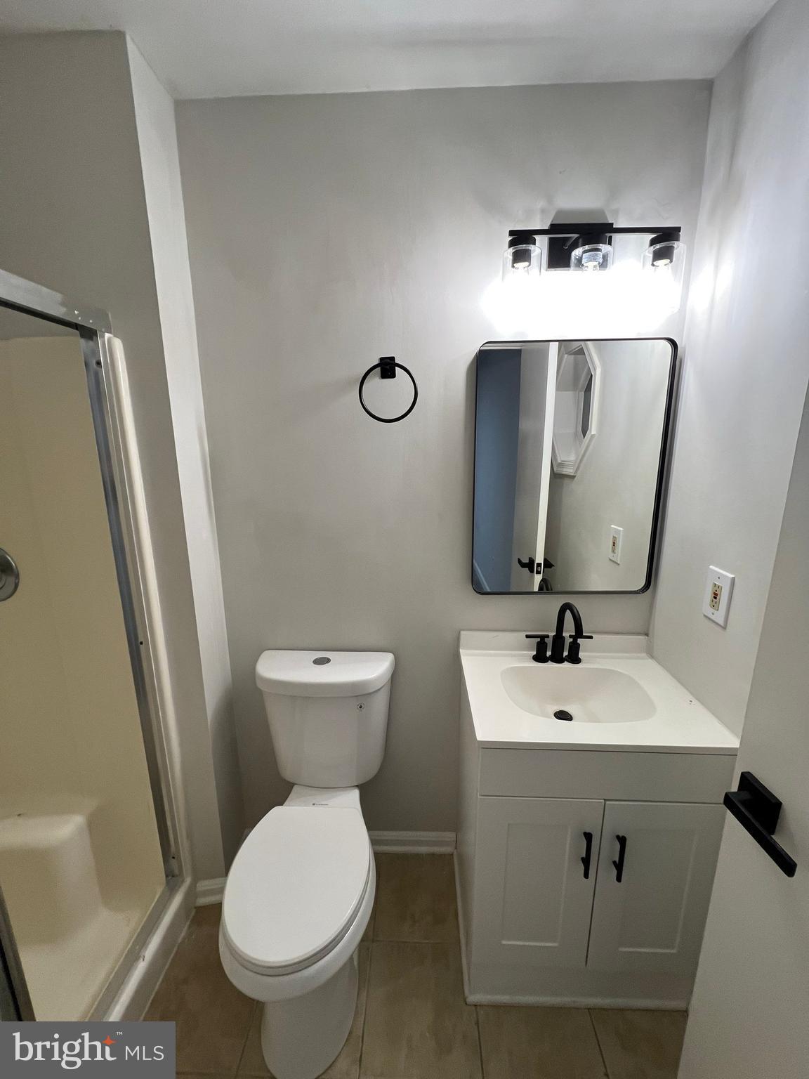 CROMWELL FOUNTAIN - Residential