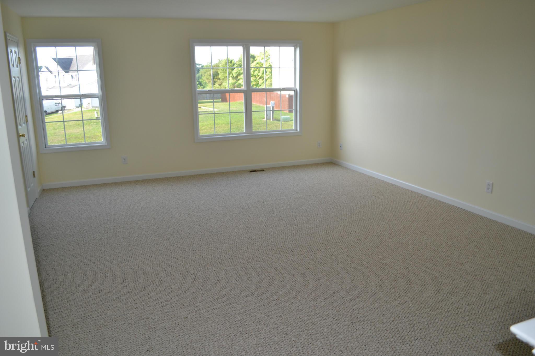 MILLS FARM - Residential