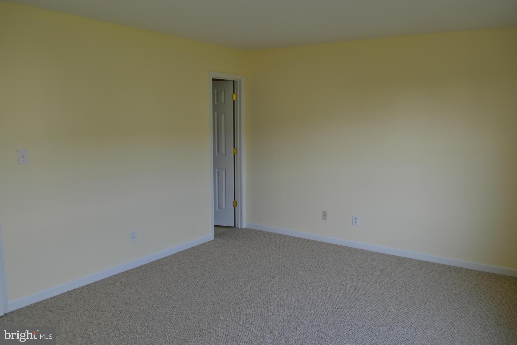 MILLS FARM - Residential