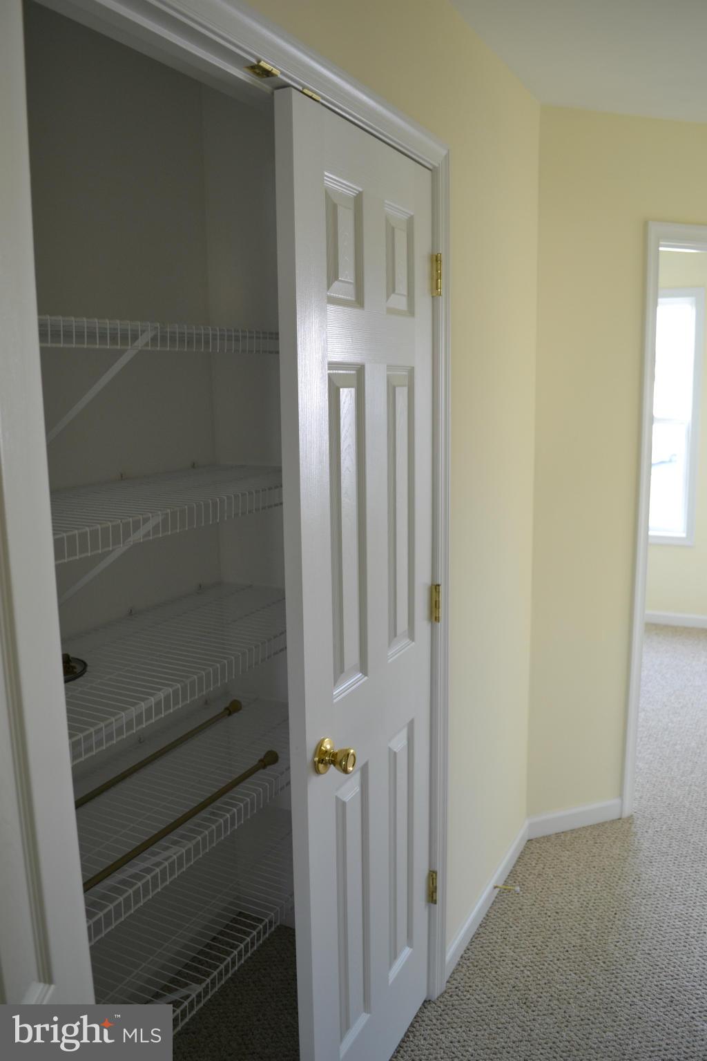 MILLS FARM - Residential