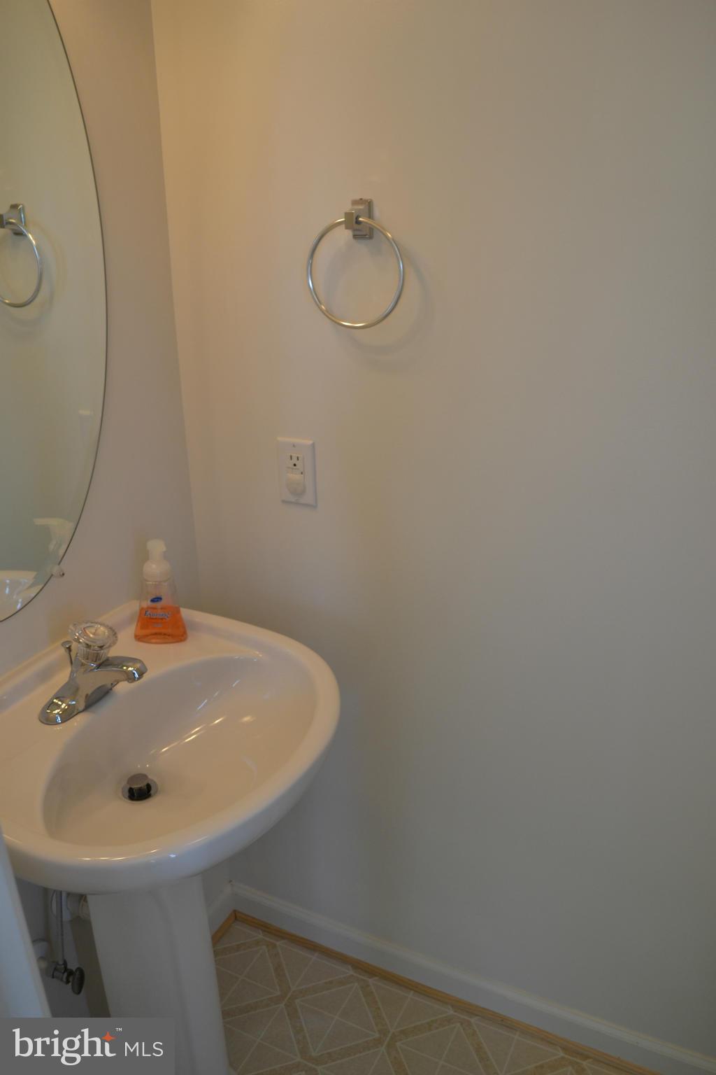 MILLS FARM - Residential