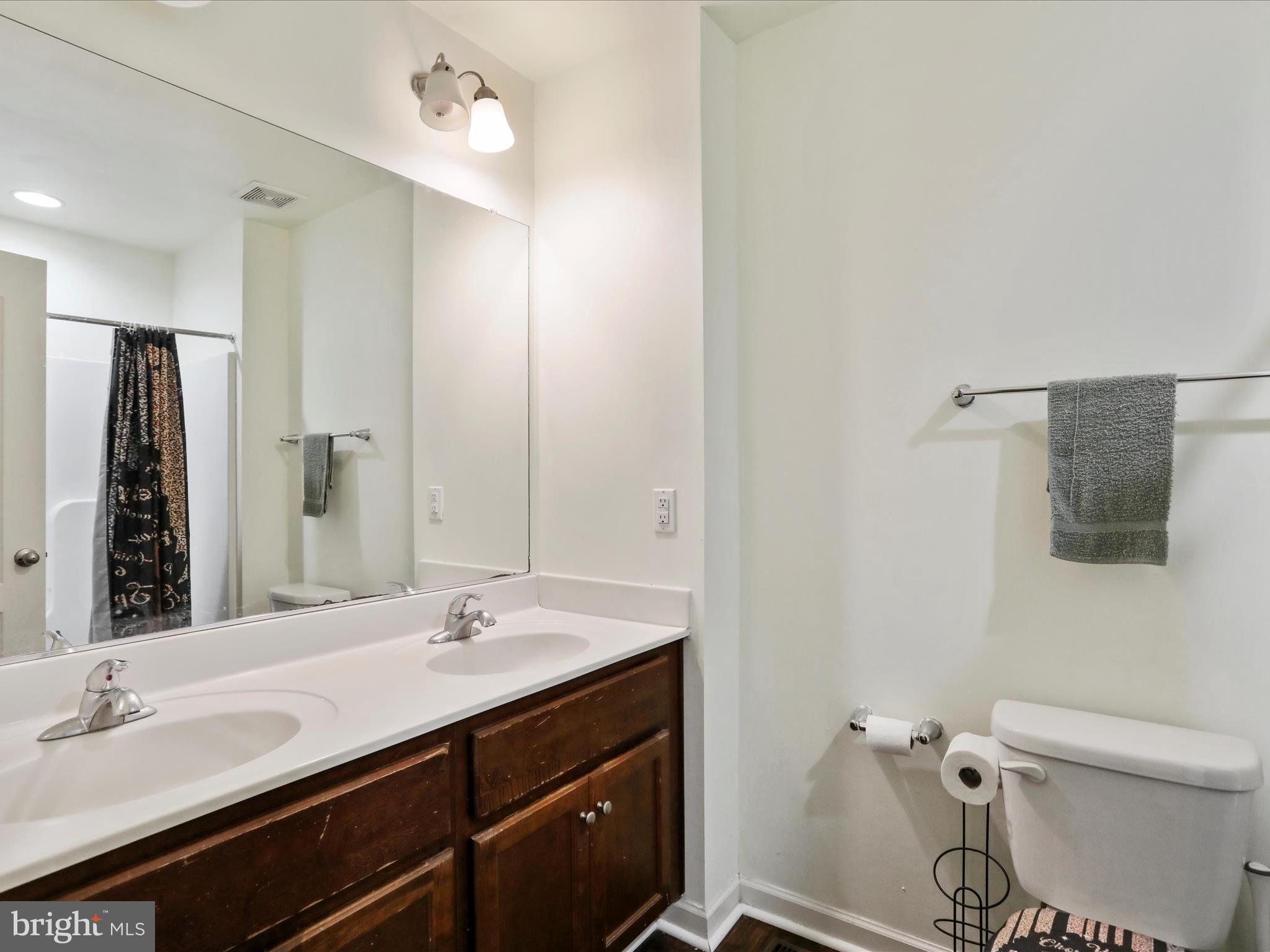 MANOR PARK - Residential