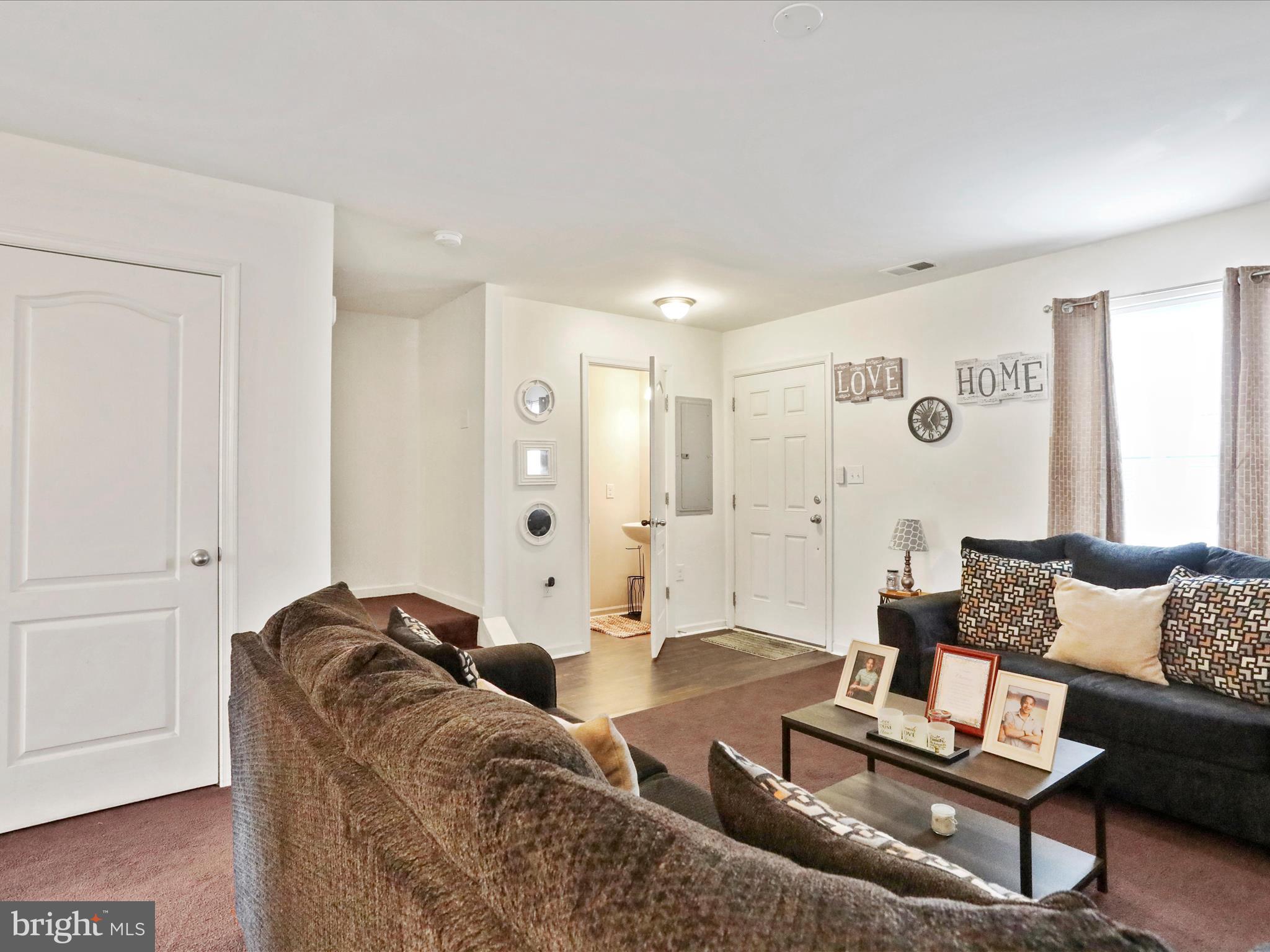 MANOR PARK - Residential