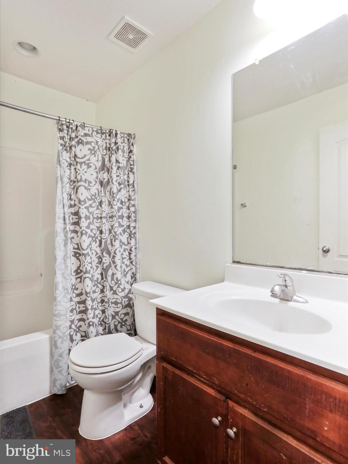 MANOR PARK - Residential