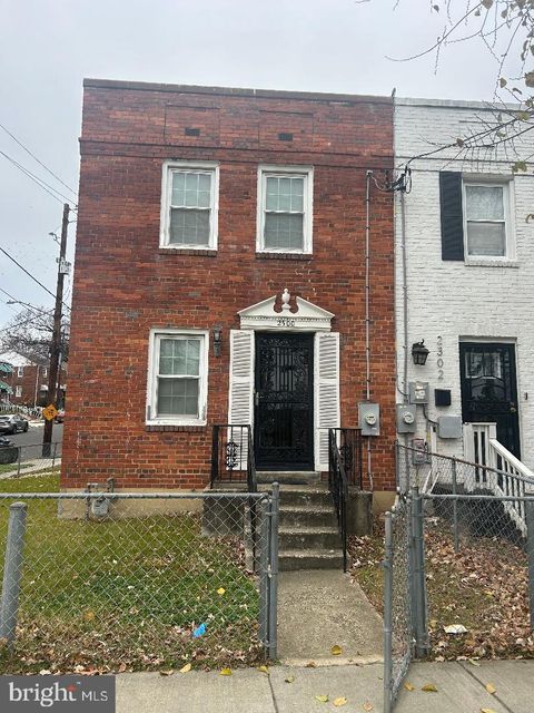 2300 SOUTHERN AVENUE SE WASHINGTON DC 20020