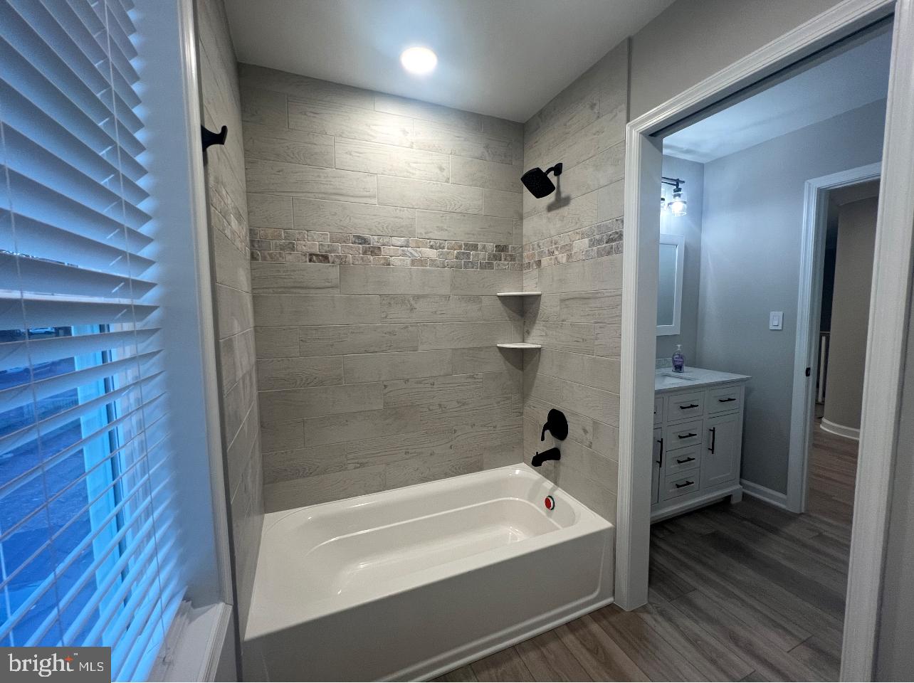 TIMBER RIDGE - Residential