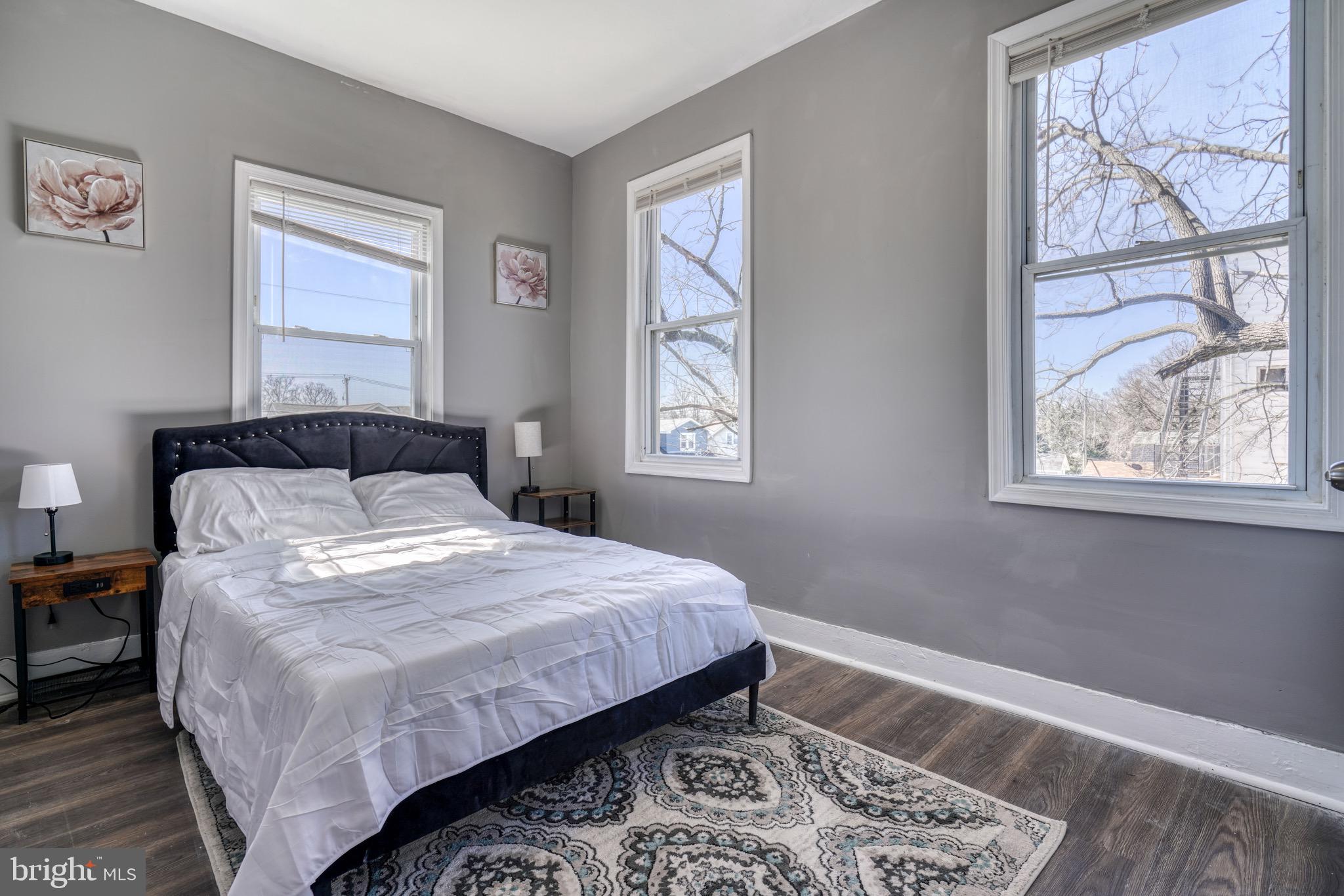 WEST ARLINGTON - Residential