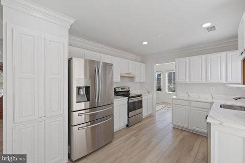 110 SUGARLAND RUN DRIVE STERLING VA 20164