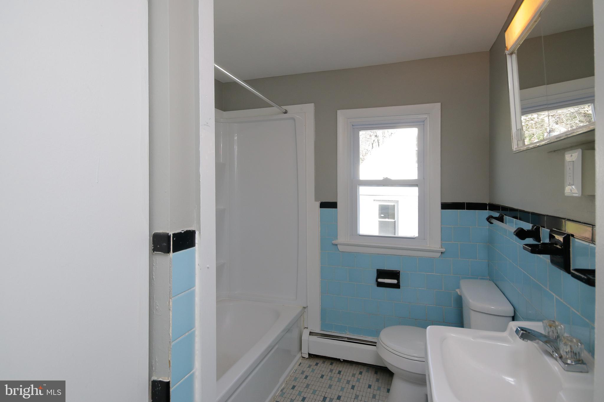 HYATTSVILLE - Residential