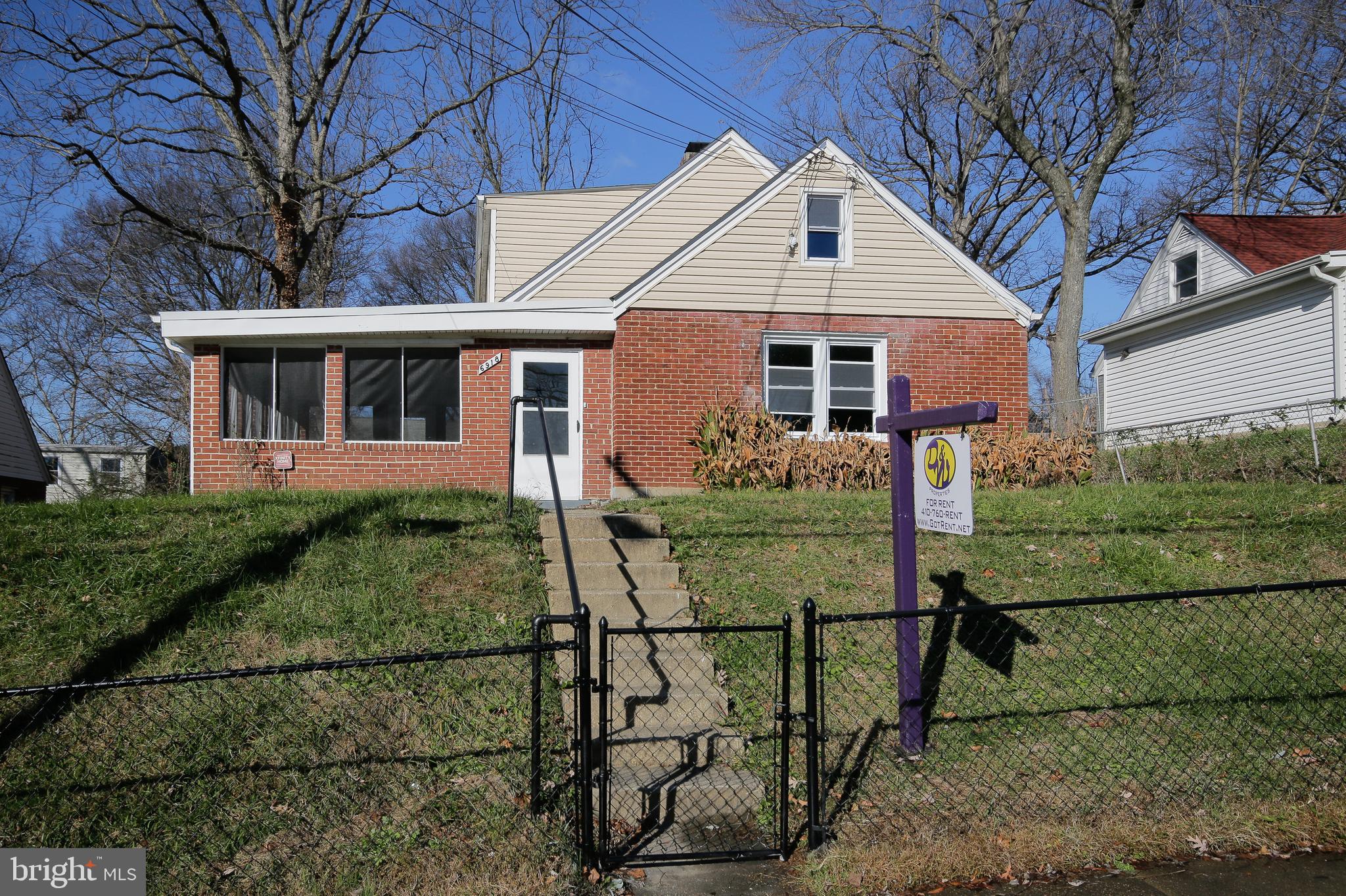 HYATTSVILLE - Residential