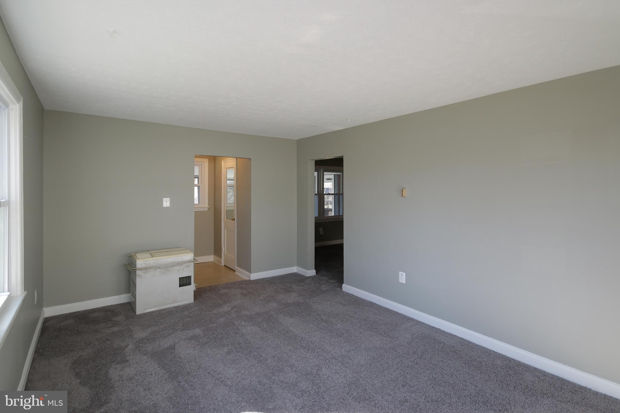 HYATTSVILLE - Residential