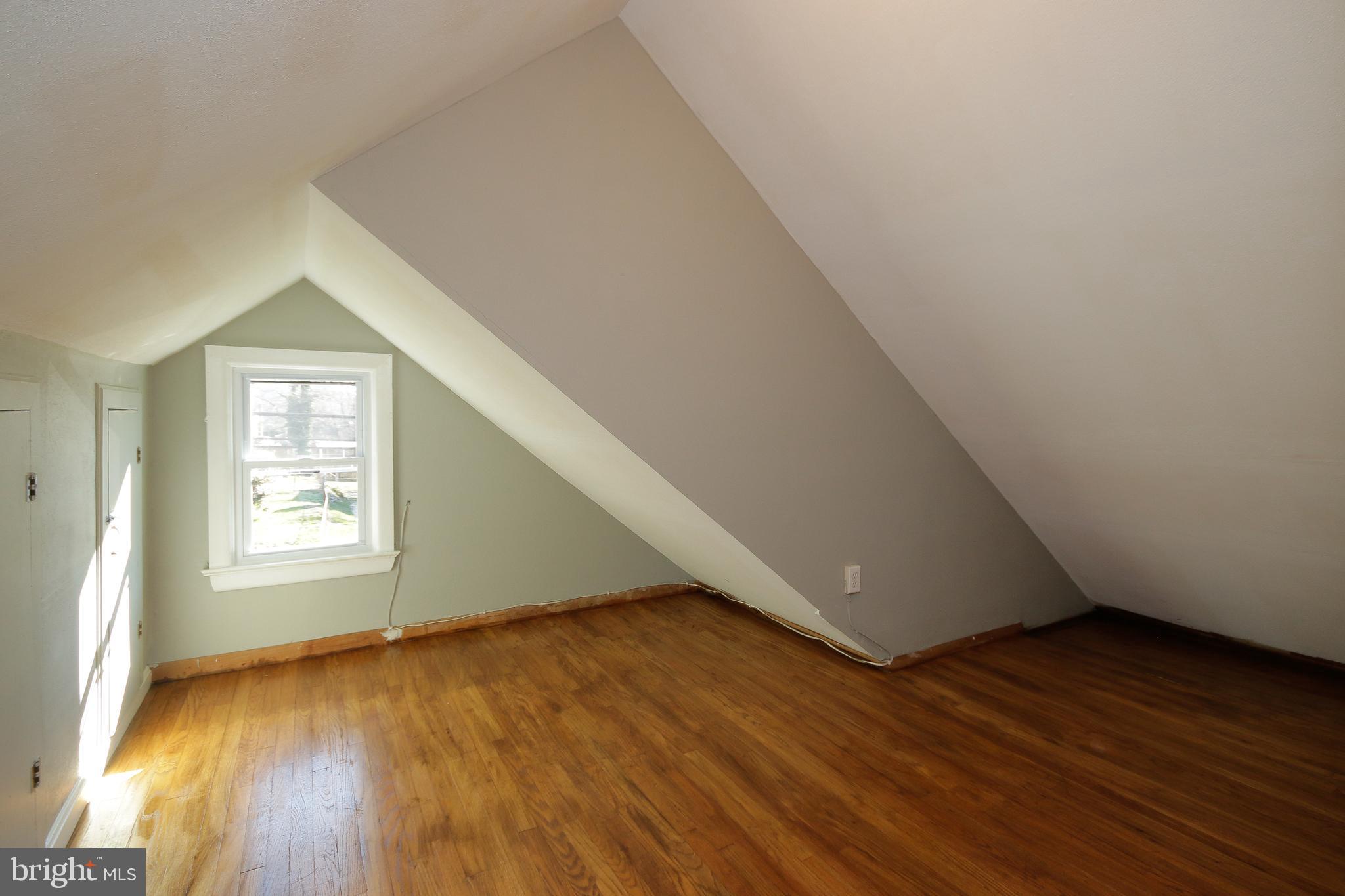 HYATTSVILLE - Residential