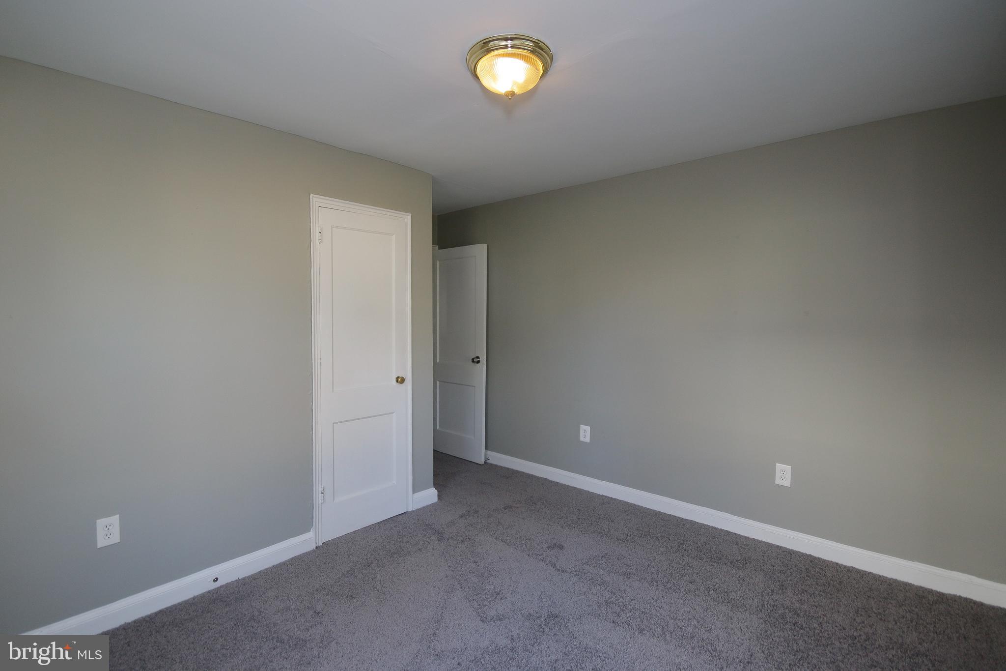 HYATTSVILLE - Residential