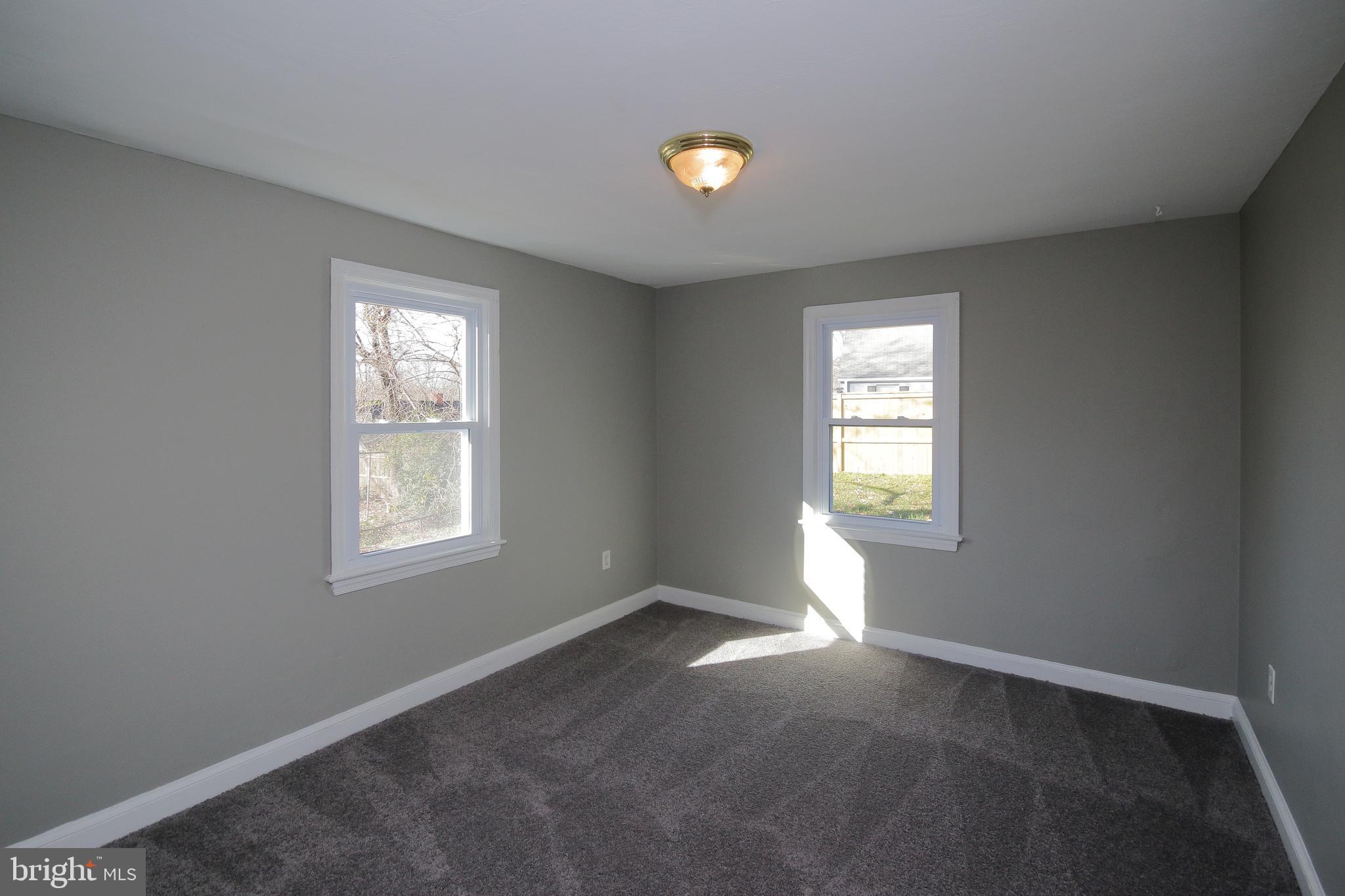 HYATTSVILLE - Residential