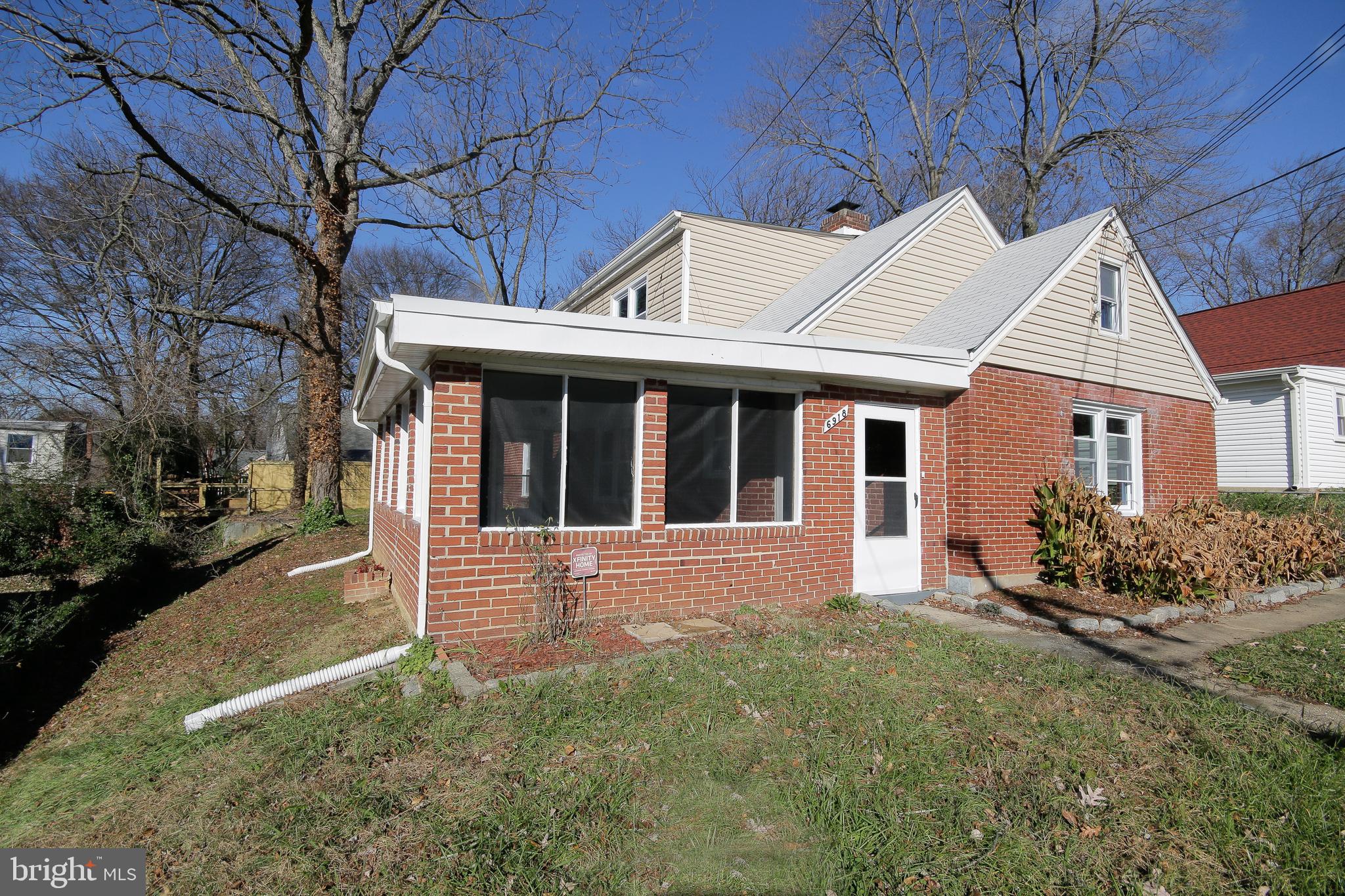 HYATTSVILLE - Residential