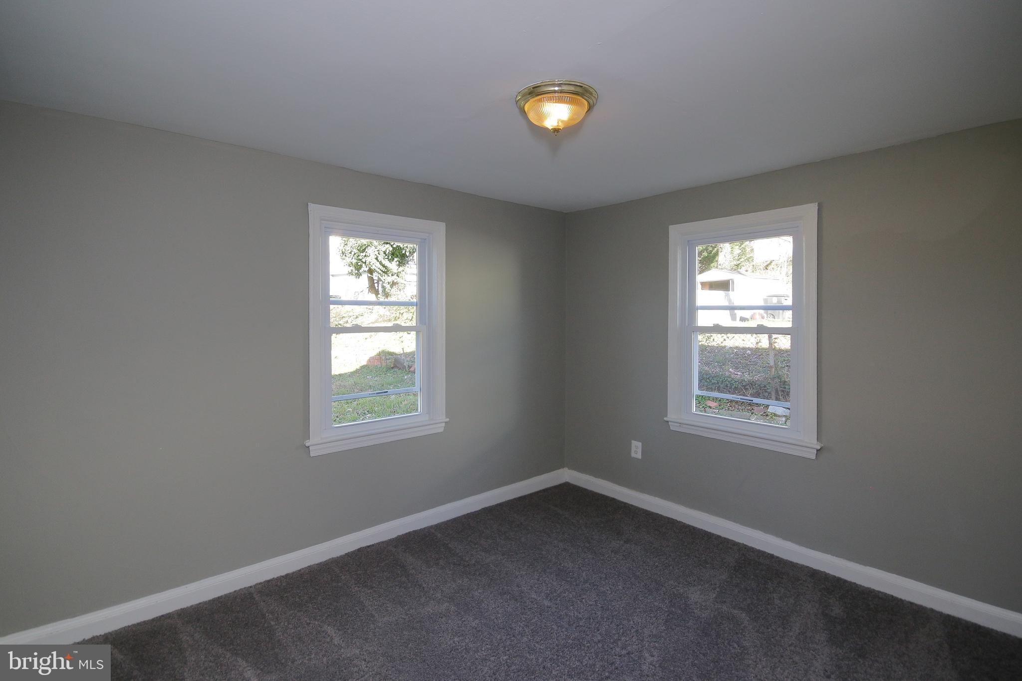 HYATTSVILLE - Residential