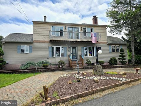 24 FERRY POINT LANE EARLEVILLE MD 21919