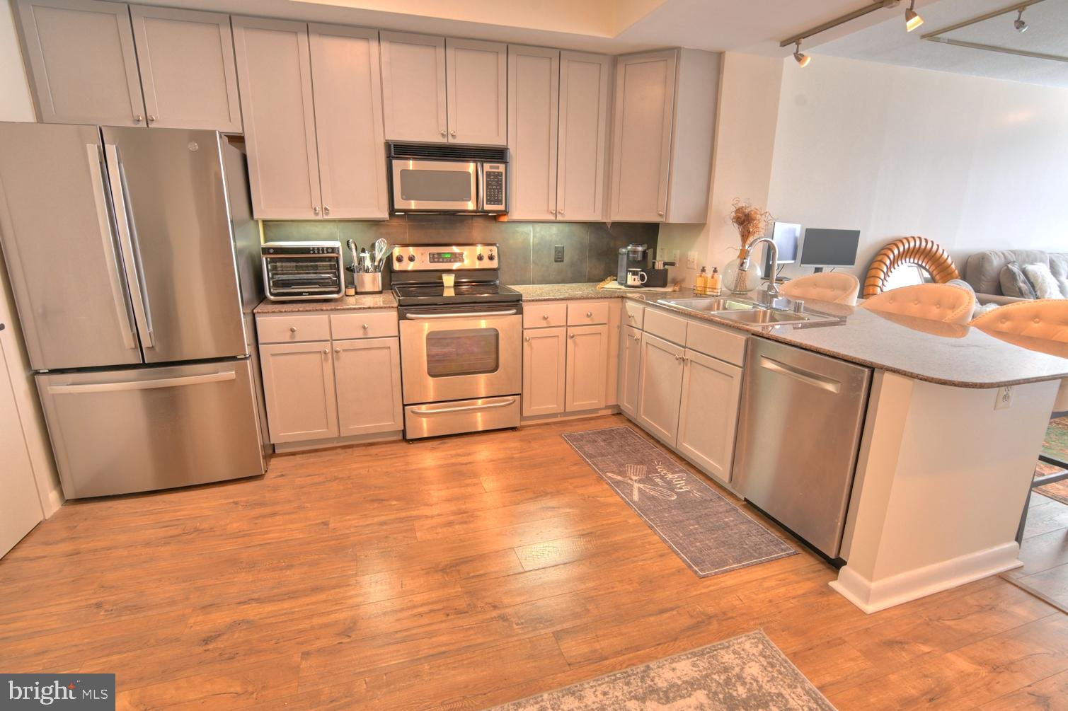 400 MASSACHUSETTS AVENUE NW 423
